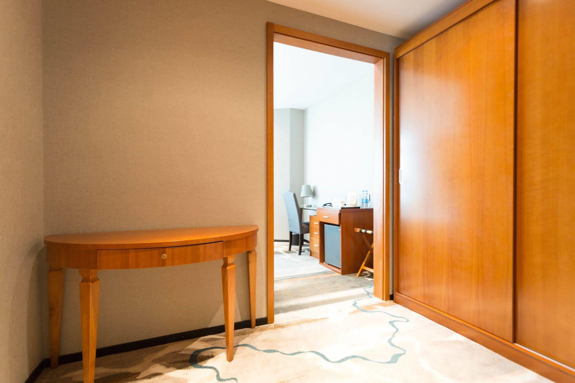 Radiance Hotel Thượng Hải Ngoại thất bức ảnh